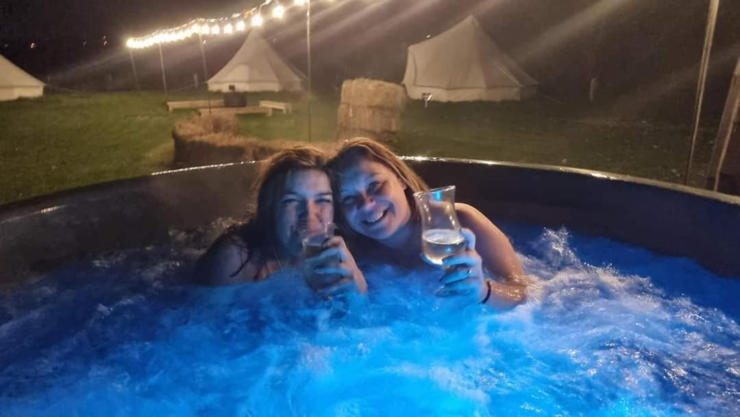 Secret Garden Glamping African Themed Tent Newark-on-Trent  Екстер'єр фото